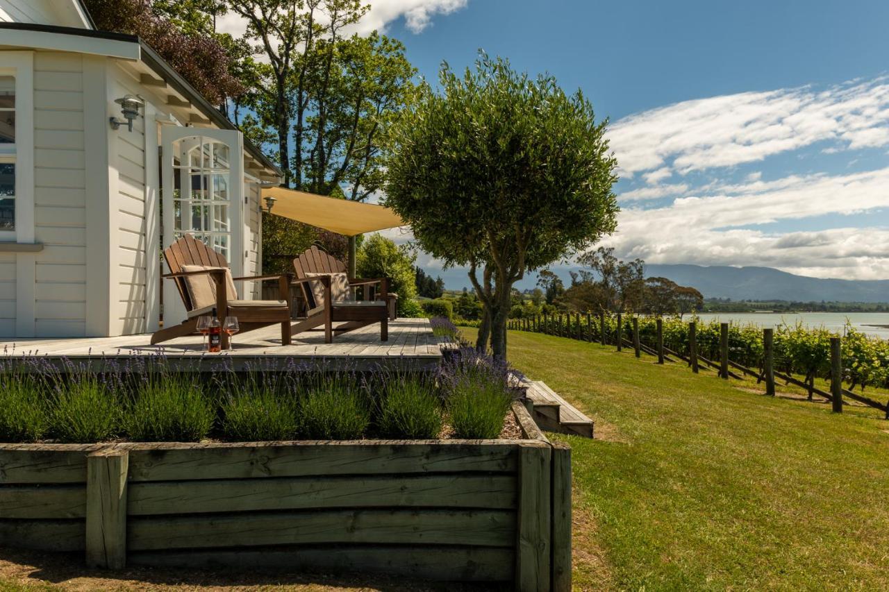 Kina Beach Cottages Tasman Екстер'єр фото