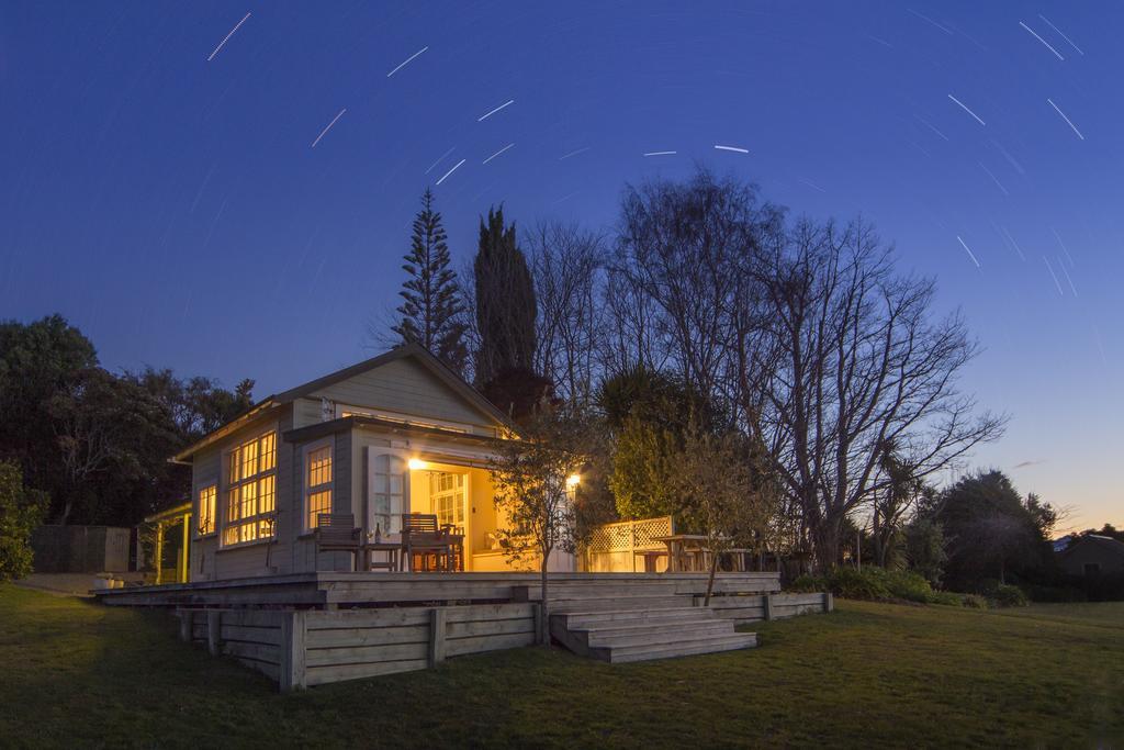 Kina Beach Cottages Tasman Номер фото